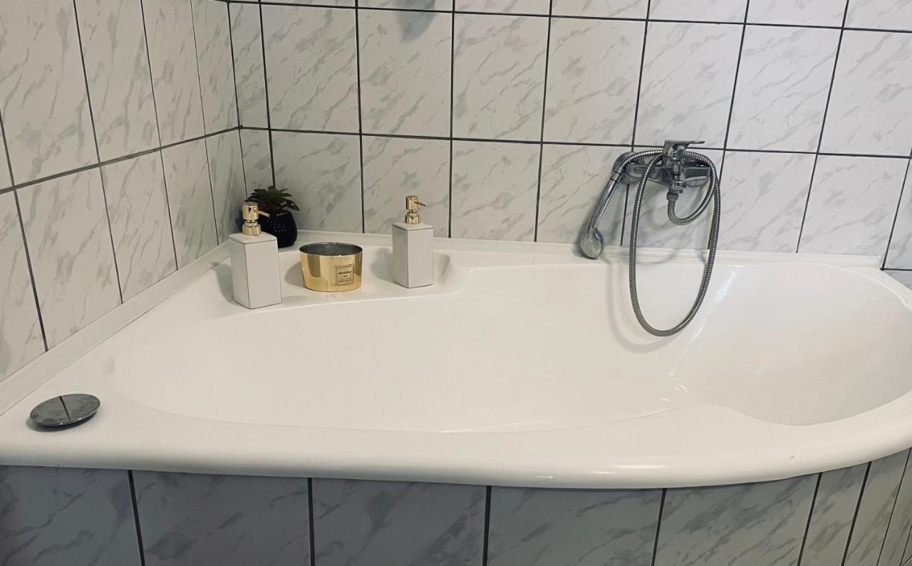 Toerpi Apartman Halmaj Exterior foto